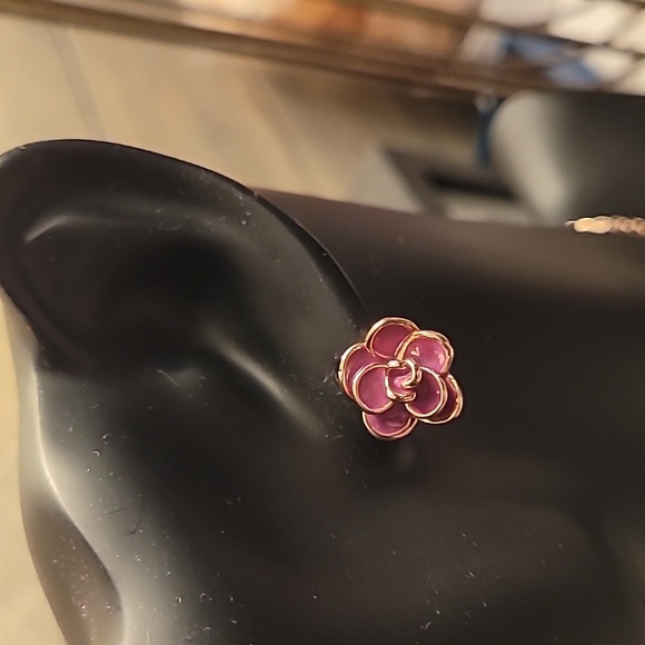 ROSE GOLD ENAMEL PINK FLOWER SET - Picture 3 of 4